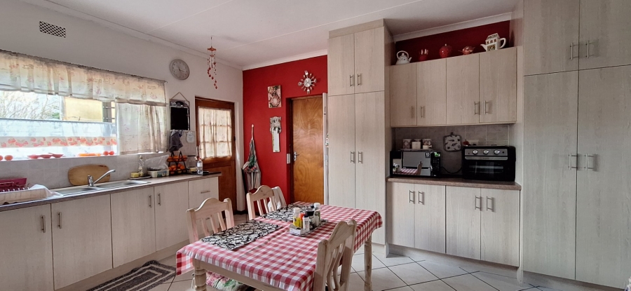3 Bedroom Property for Sale in Albertinia Western Cape